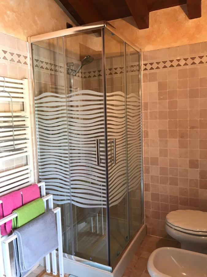 Отель Garda Family House Дезенцано-дель-Гарда Экстерьер фото